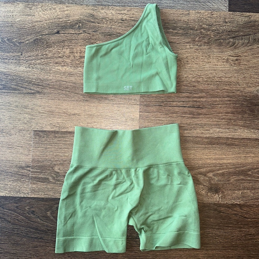 Set Active Green color set